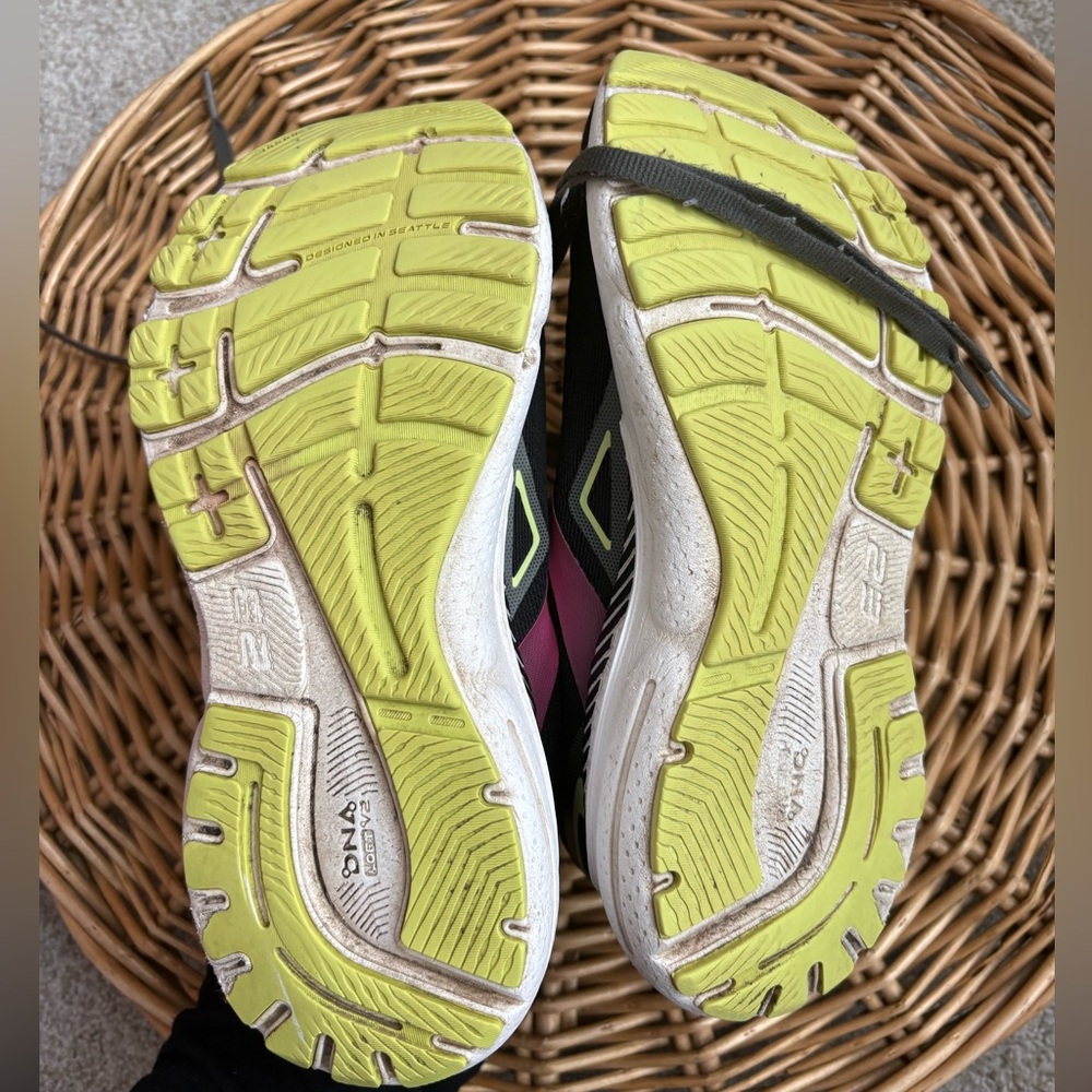 Brooks Adrenaline GTS 23 Road Running Sneakers in Black Gunmetal Green Size 7.5 - Picture 9 of 9